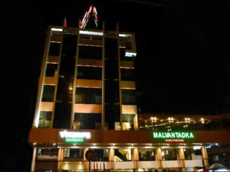 Treebo Trend Vinamra Residency Hotel Navi Mumbai Bagian luar foto
