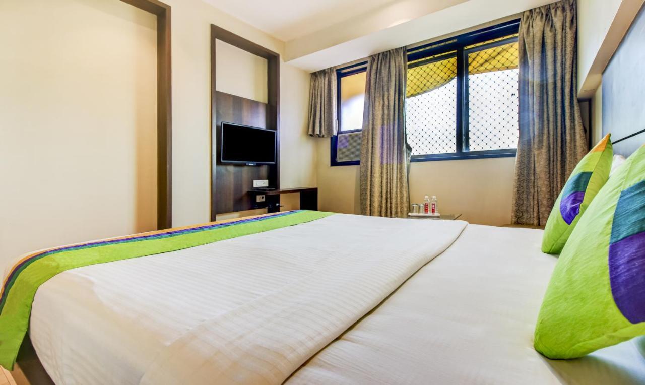 Treebo Trend Vinamra Residency Hotel Navi Mumbai Bagian luar foto