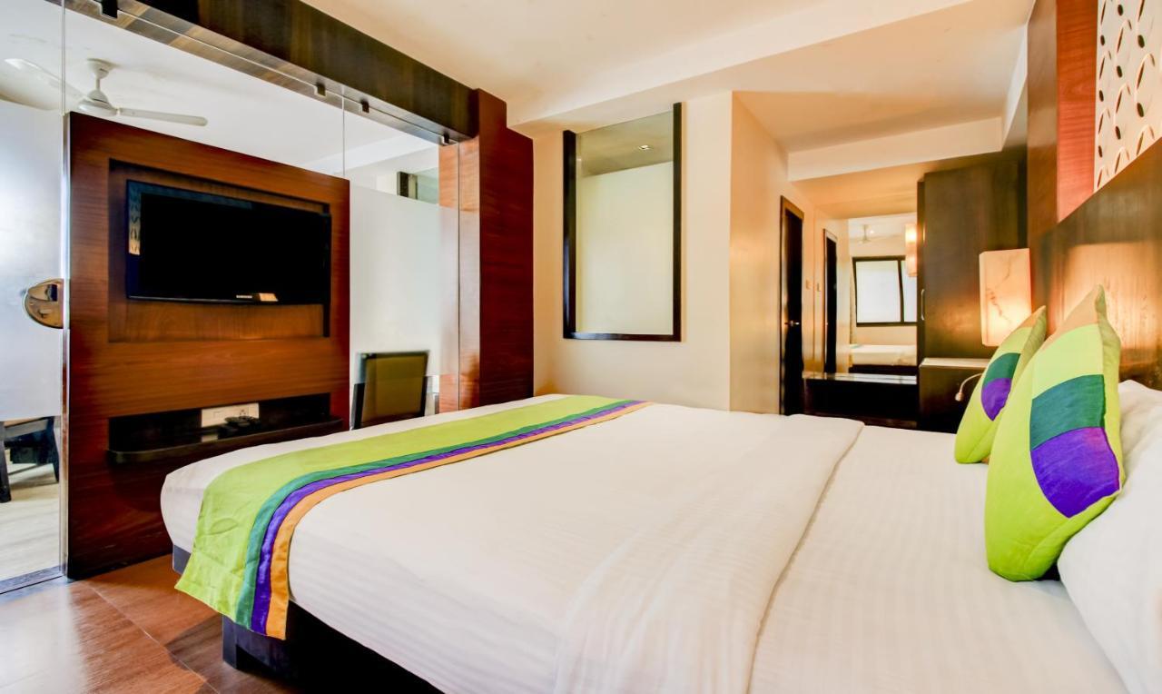 Treebo Trend Vinamra Residency Hotel Navi Mumbai Bagian luar foto